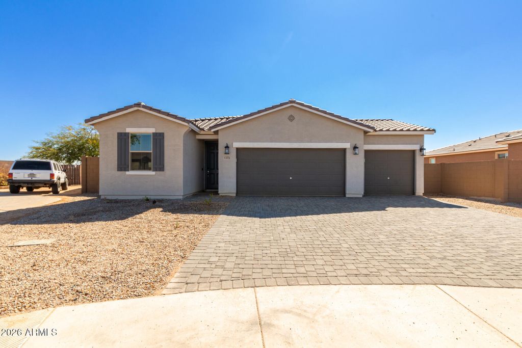 1275 E JAHNS Drive, Casa Grande, AZ 85122