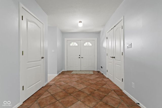 4568 N State Road 9, Shelbyville, IN 46176