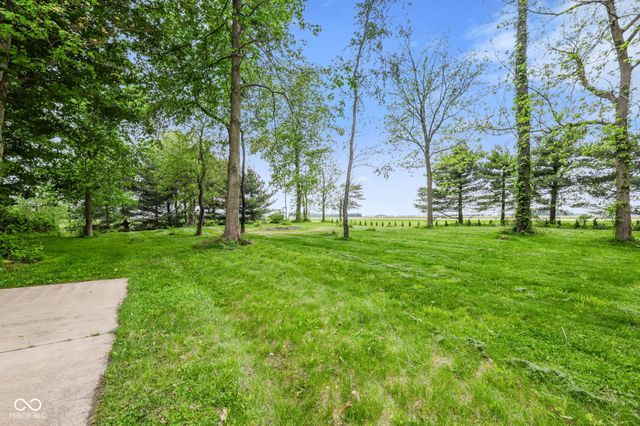 4568 N State Road 9, Shelbyville, IN 46176