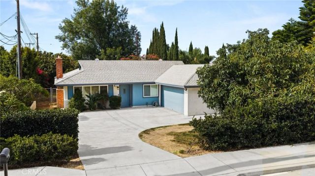 2342 E La Veta, Orange, CA 92869