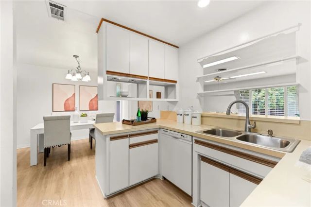 2342 E La Veta, Orange, CA 92869