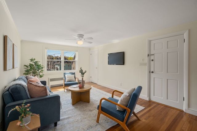 19 Thayer Rd 19, Belmont, MA 02478