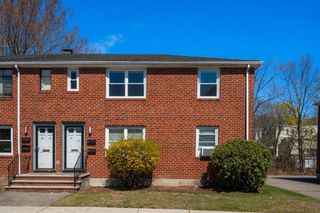 19 Thayer Rd 19, Belmont, MA 02478