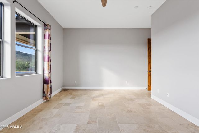 1617 W MADDOCK Road, Phoenix, AZ 85086