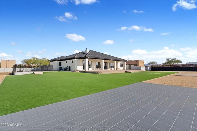 1617 W MADDOCK Road, Phoenix, AZ 85086