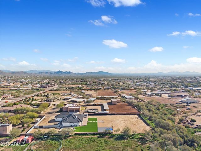 1617 W MADDOCK Road, Phoenix, AZ 85086