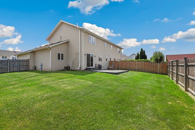 2399 Caton Crest Drive, Crest Hill, IL 60403