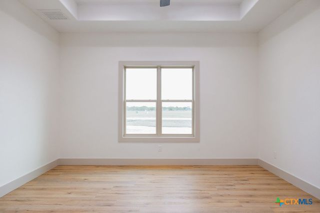 156 Essence Drive, Victoria, TX 77904