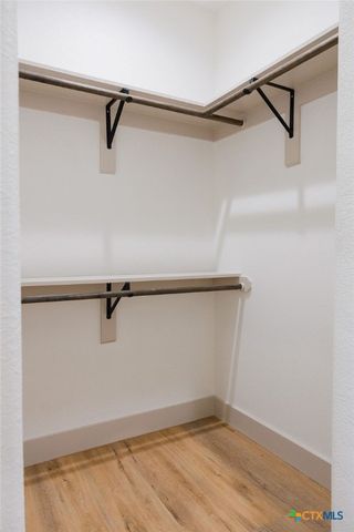 156 Essence Drive, Victoria, TX 77904