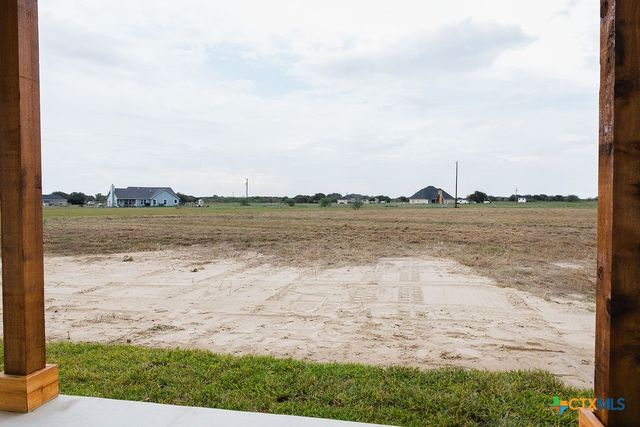 156 Essence Drive, Victoria, TX 77904