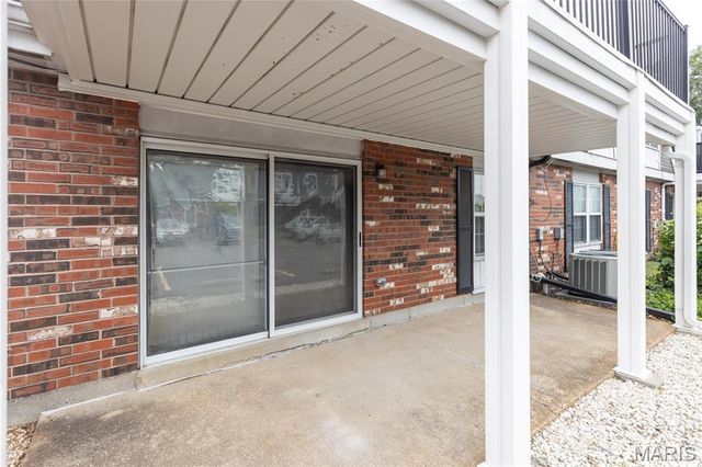 1675 Blue Ridge Drive B, Saint Louis, MO 63125