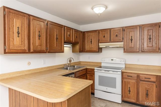 1675 Blue Ridge Drive B, Saint Louis, MO 63125