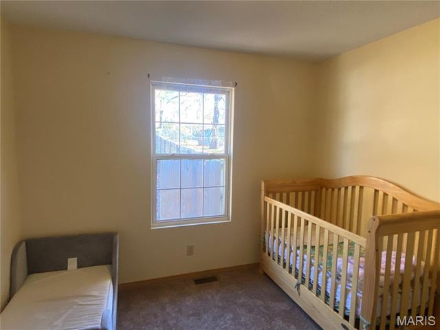 670 Lone Pine Street, Houston, MO 65483