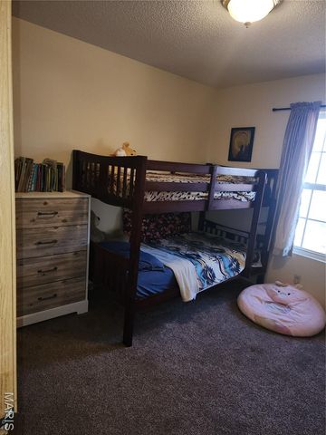 670 Lone Pine Street, Houston, MO 65483