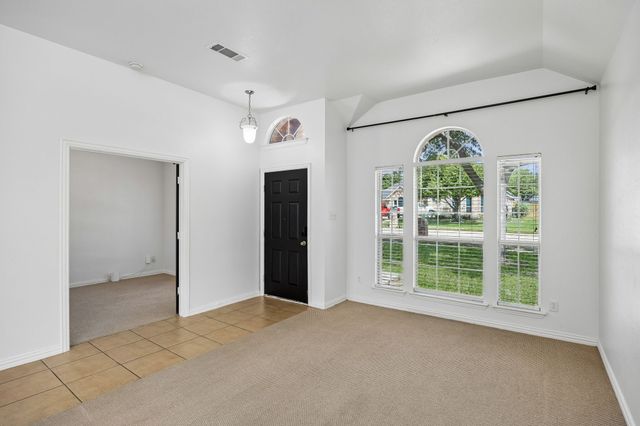 1420 Meadowlakes Drive, Azle, TX 76020