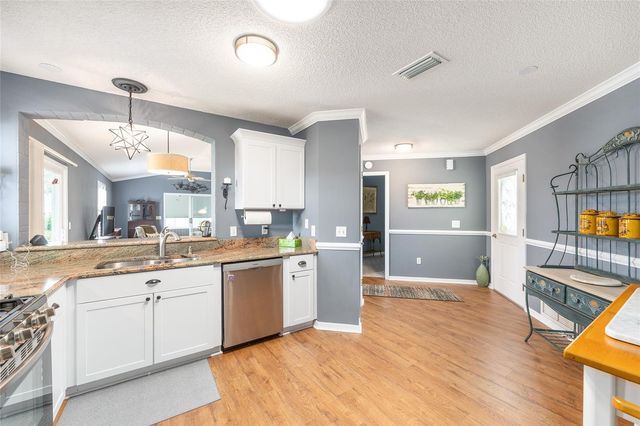 1402 CONCHAS DRIVE, The Villages, FL 32162