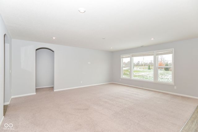 9924 Mosaic Blue Way, Indianapolis, IN 46239