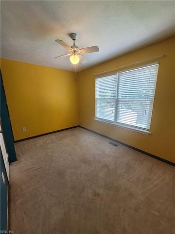 244 Vicky CT, Newport News, VA 23602