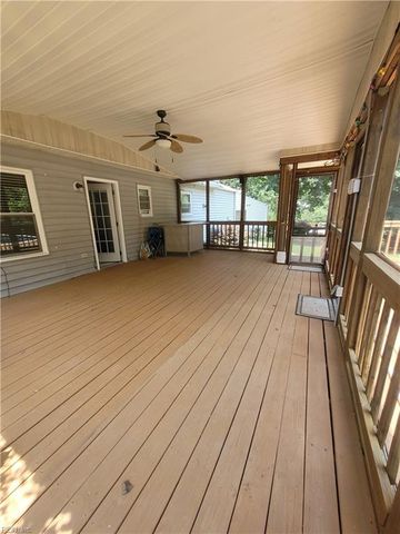 244 Vicky CT, Newport News, VA 23602