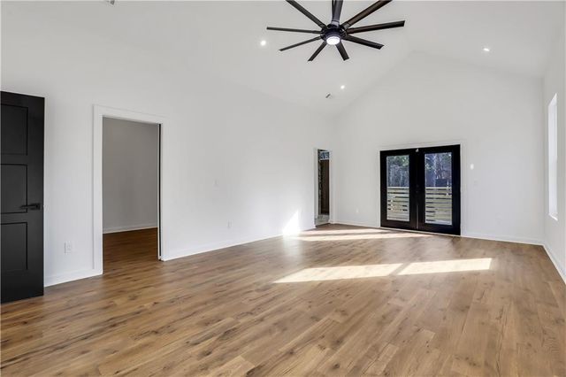 2375 Browns Mill SE Road, Atlanta, GA 30315