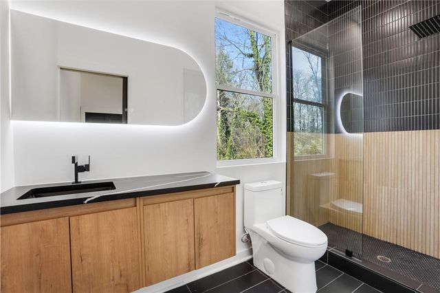 2375 Browns Mill SE Road, Atlanta, GA 30315