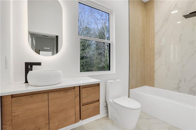 2375 Browns Mill SE Road, Atlanta, GA 30315