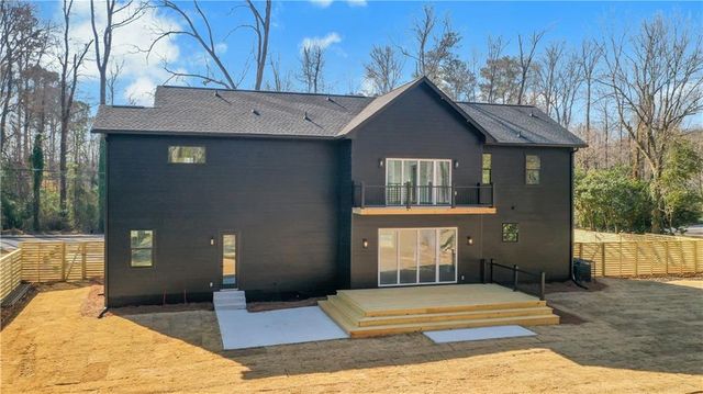 2375 Browns Mill SE Road, Atlanta, GA 30315