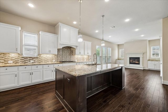 18907 Galloway Reach Drive, Cypress, TX 77433