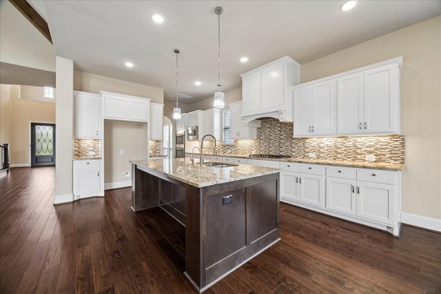 18907 Galloway Reach Drive, Cypress, TX 77433