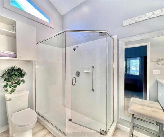 7801 ONTARIO STREET CIRCLE, Sarasota, FL 34243