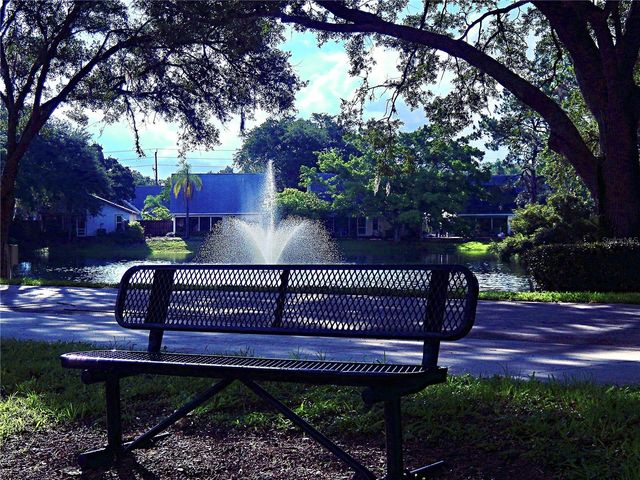 7801 ONTARIO STREET CIRCLE, Sarasota, FL 34243