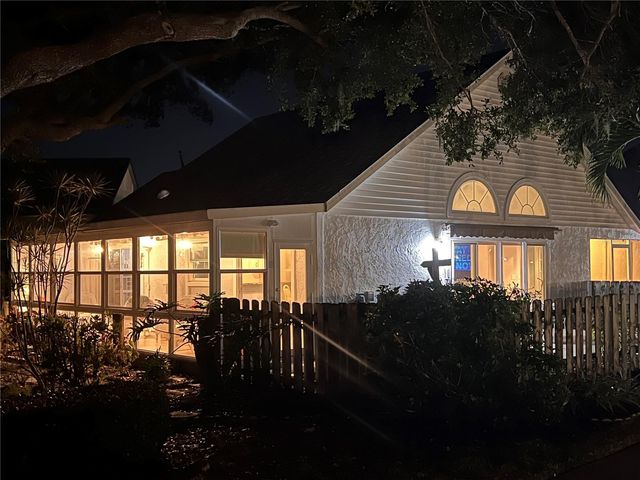 7801 ONTARIO STREET CIRCLE, Sarasota, FL 34243