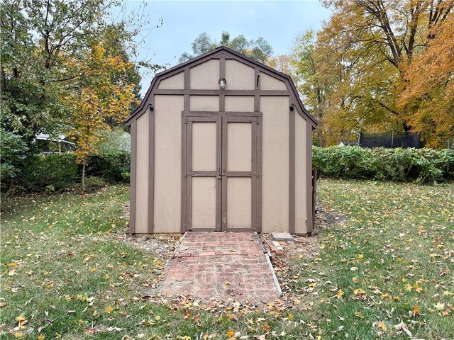 71 Westbrook Road, Dayton, OH 45415