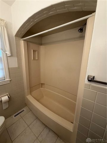 71 Westbrook Road, Dayton, OH 45415