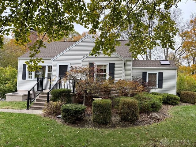 71 Westbrook Road, Dayton, OH 45415