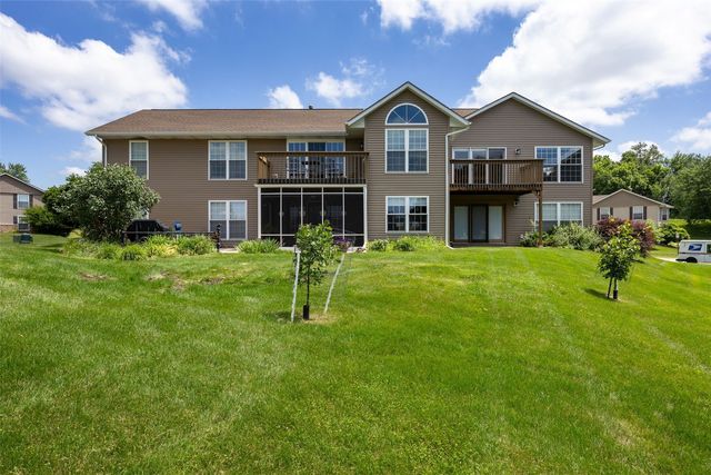 3712 Foxborough Terrace NE D, Cedar Rapids, IA 52402