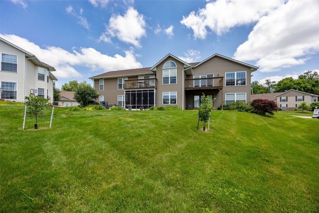 3712 Foxborough Terrace NE D, Cedar Rapids, IA 52402