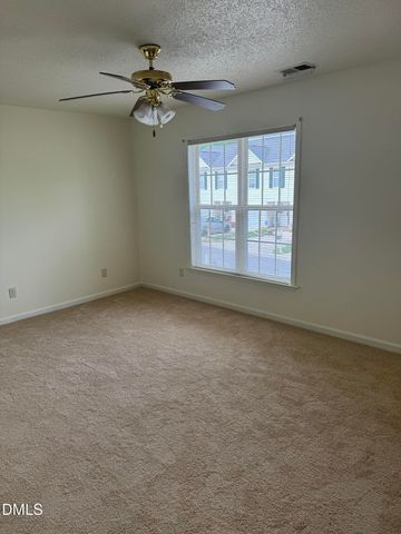 4803 Tanglewood Oaks Street, Raleigh, NC 27610