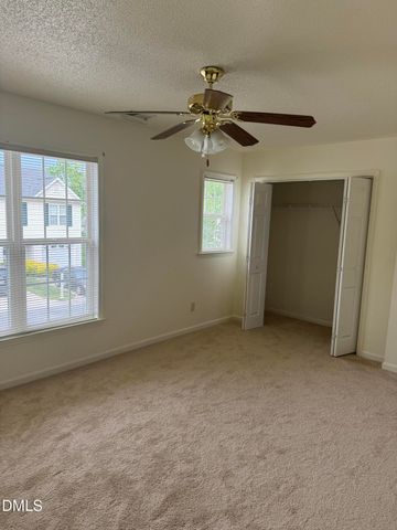 4803 Tanglewood Oaks Street, Raleigh, NC 27610