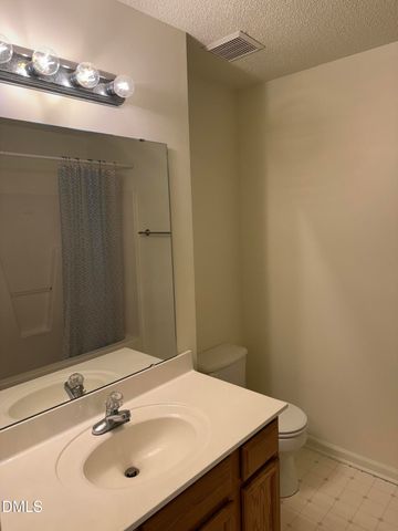 4803 Tanglewood Oaks Street, Raleigh, NC 27610