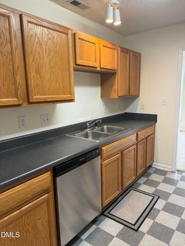 4803 Tanglewood Oaks Street, Raleigh, NC 27610