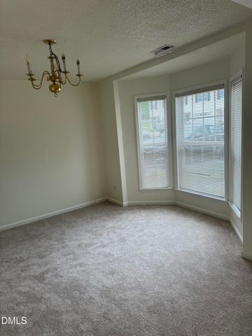 4803 Tanglewood Oaks Street, Raleigh, NC 27610