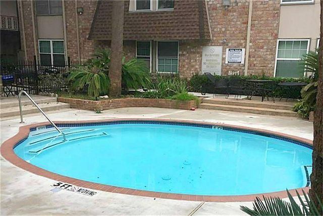 5550 N Braeswood Boulevard 136, Houston, TX 77096