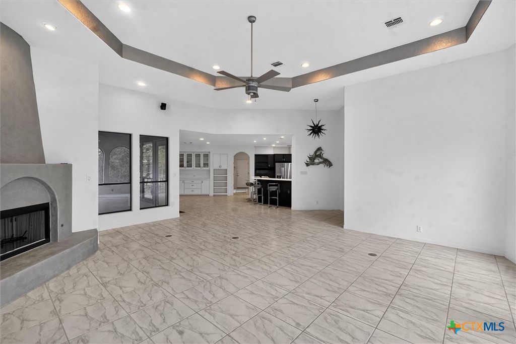 Image 11 of property listing at 23204 Fossil Peak, San Antonio, TX 78261