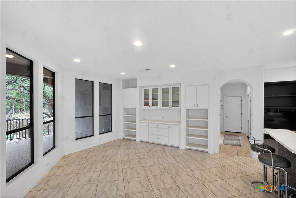 Image 13 of property listing at 23204 Fossil Peak, San Antonio, TX 78261