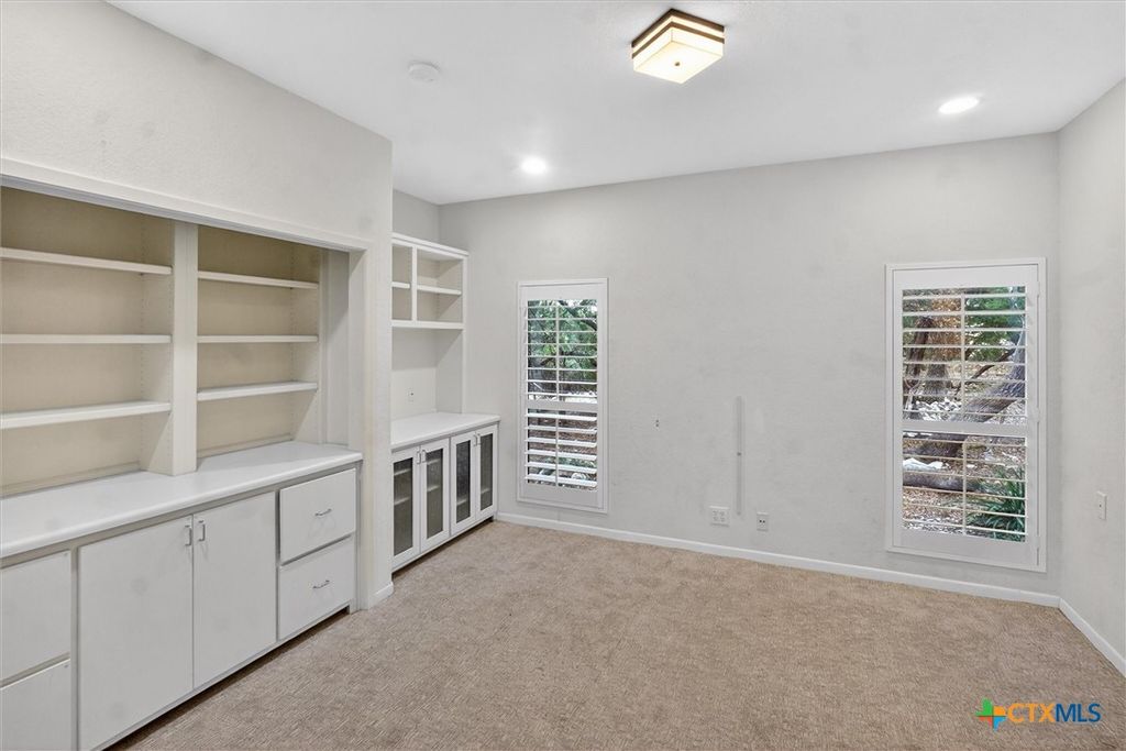 Image 23 of property listing at 23204 Fossil Peak, San Antonio, TX 78261