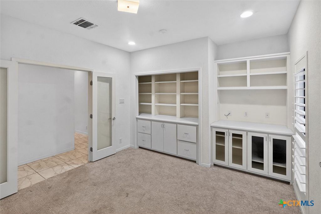 Image 24 of property listing at 23204 Fossil Peak, San Antonio, TX 78261
