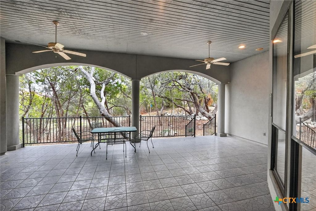 Image 26 of property listing at 23204 Fossil Peak, San Antonio, TX 78261