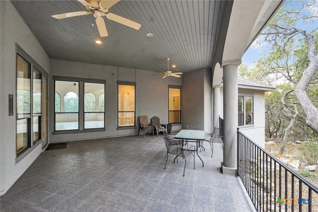 Image 27 of property listing at 23204 Fossil Peak, San Antonio, TX 78261