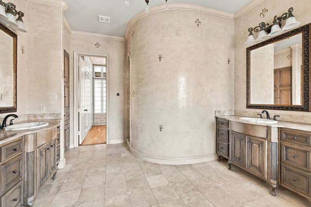 6649 Canyon Oaks Circle, Plano, TX 75024